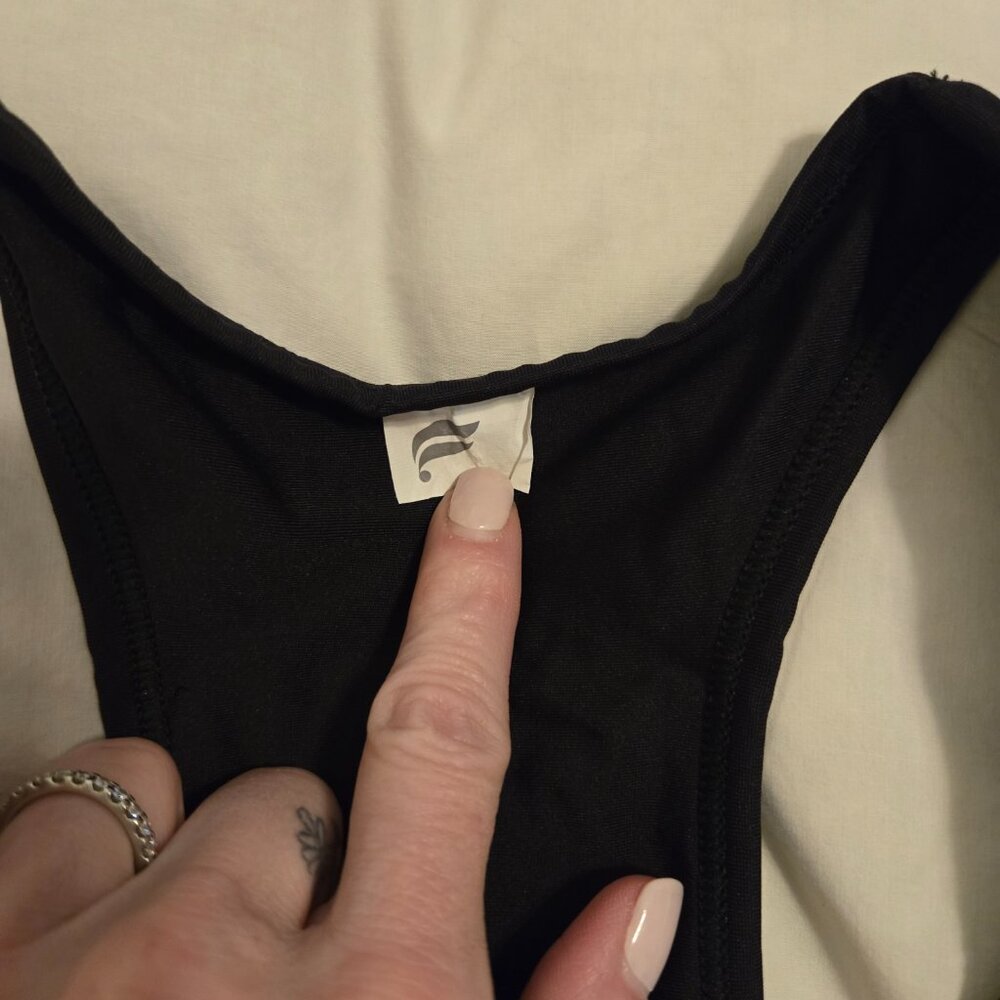 Fabletics Sports Bra - Picture 2 of 5